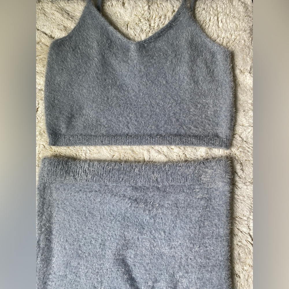 Matching set - Picture 2 of 4
